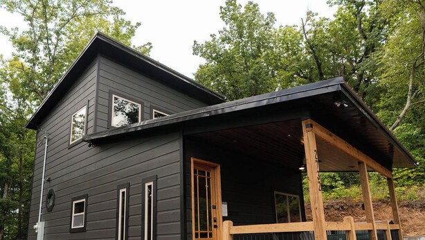 Exterior - Seduction Awaits – Bold, Romantic Escape for Adventurous Couples (Sevierville)