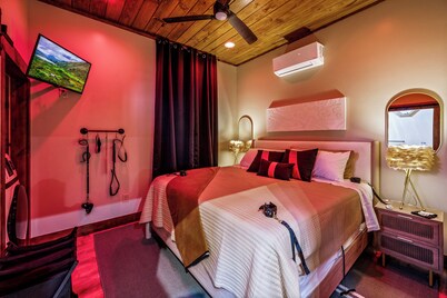 Seduction Awaits – Bold, Romantic Escape for Adventurous Couples