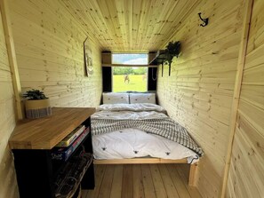 1 غرفة نوم وواي فاي وملاءات أسرّة