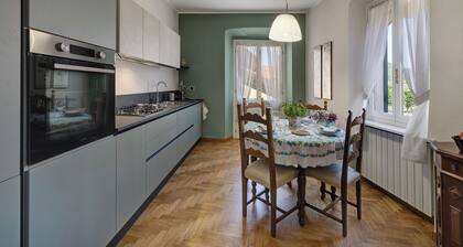 Apartment 'Holiday Home' with Balcony, Wi-Fi and Air Conditioning