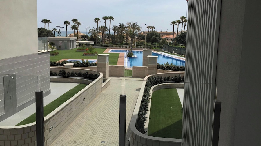 Bright Apartment by the Coast