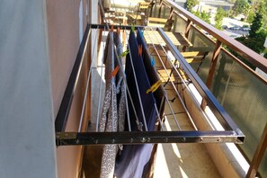 Property grounds - Apartment - Sleeps 5 - Parking - Balcony (Thessaloniki)