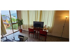 Shared Dormitory, 2 Bedrooms | Living room