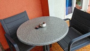 Gemeinsamer Schlafsaal, 2 Schlafzimmer | Speisen im Freien