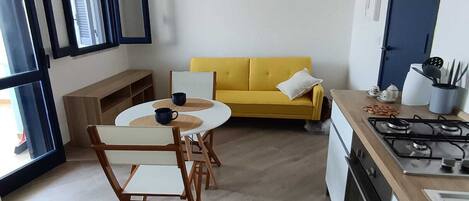 Four, plaque de cuisson