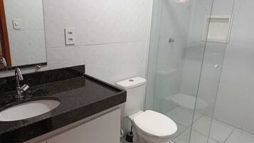 Douche, papier toilette