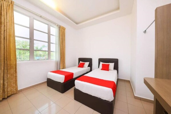 Deluxe Twin Room