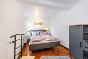 2 bedrooms, bed sheets - Holiday Home 'Feußner' with Wi-Fi (Schwalmtal)