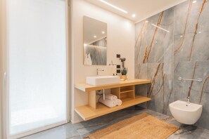 Deluxe Room with Private Garden, ANDROMEDA | Interior - PureView Luxury pool AdultsOnly by Rent All Como (Como)