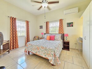3 bedrooms, desk, iron/ironing board, free WiFi