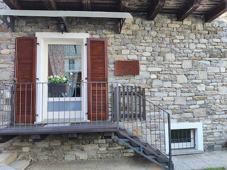 Dettaglio esterni. Casa Vacanze Keila – Montagna, Tranquillità e WiFi