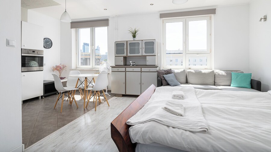 RentPlanet - Przy Hali Mirowskiej