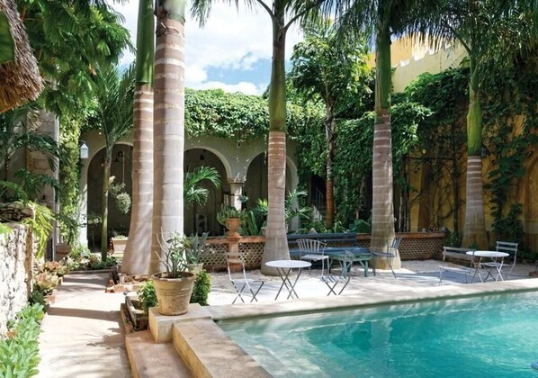 Outdoor pool