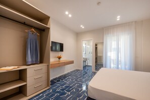 4 Schlafzimmer, Zimmersafe, Bügeleisen/Bügelbrett, Reisekinderbett