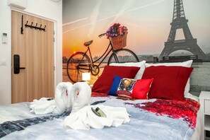 Ferros/tábuas de passar roupa, Wi-Fi de cortesia, roupa de cama
