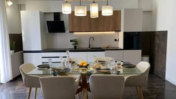 Apartment (Two Bedroom Apartment) | Dining room