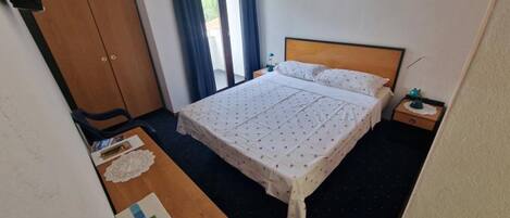 Double Room (Double room with Balcony) | 4 bedrooms, cribs/infant beds