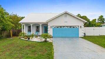 House | Terrace/patio