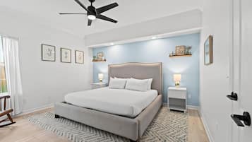 House | Laptop workspace, iron/ironing board, free WiFi, bed sheets