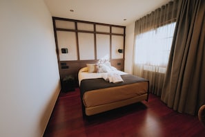 Standard Double Room, Balcony, Mountain View | Free WiFi, bed sheets