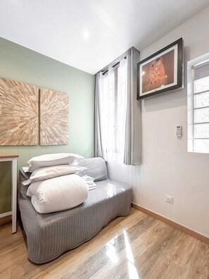 Imagen sin descripción, 3 de 6, botón