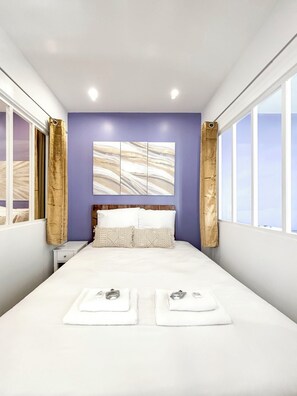 Bügeleisen/Bügelbrett, kostenloses WLAN, Bettwäsche