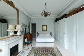 3 chambres, fer et planche à repasser, Wi-Fi gratuit, draps fournis