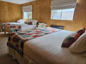 Chambre Quadruple Familiale | Wi-Fi gratuit