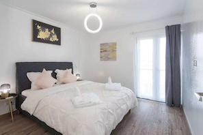 4 chambres, fer et planche à repasser, Wi-Fi, draps fournis