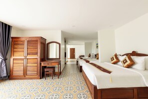 Dreibettzimmer, Stadtblick