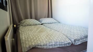 1 habitación, wifi y ropa de cama