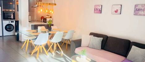 Leilighet | Oppholdsområde