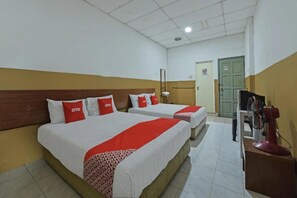 Family Room | Free WiFi