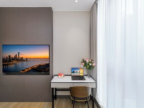 Kamar Double Standar, pemandangan kota | Wi-Fi gratis