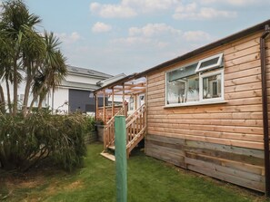 Exterior detail - Big Bertha by the Sea (Bideford)