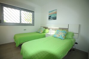 アパートメント | 2 室のベッドルーム、アイロン / アイロン台