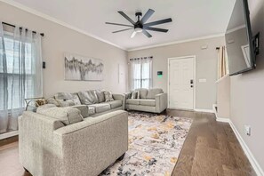 تلفزيون، مكتب