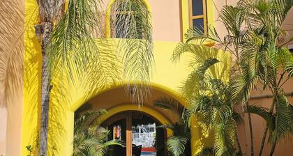 Welcome to Villa Carolina, AC, Pool, short walk to downtown Barra and the ocean.