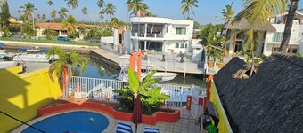Welcome to Villa Carolina, AC, Pool, short walk to downtown Barra and the ocean.
