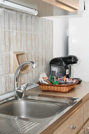 Fridge, oven, stovetop, toaster