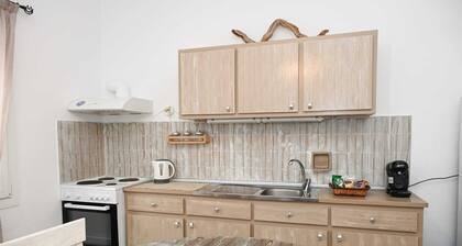 Gemilos Nest, Vacation Home