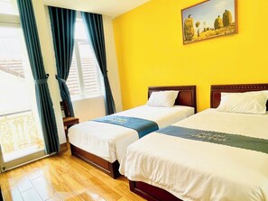 Twin Room | Free WiFi