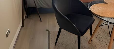 apartman | Sötétítőfüggöny, hangszigetelés, vasaló/vasalódeszka és ingyenes wifi