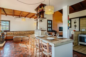 Basic Villa | Interior - 3-bedroom House 800m From the Beach Tab0140 (Garopaba)