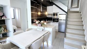 Rumah | Tempat makan