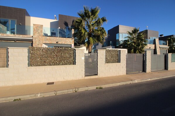 House | Exterior
