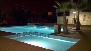 Casa | Piscina | Una piscina al aire libre