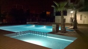 House | Kolam renang | Kolam renang terbuka