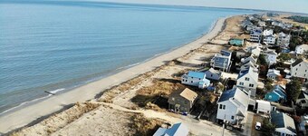 Escape to this charming beach cottage along the coast of Broadkill Beach