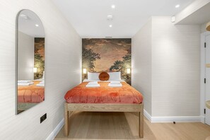1 habitación, tabla de planchar con plancha, wifi gratis y ropa de cama 